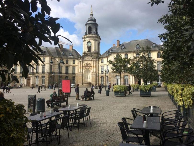 Splendide Appartement Rennes Centre + Parking Екстер'єр фото